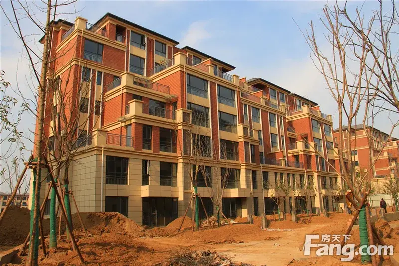 中电银河湾在售四栋洋房工程进度
