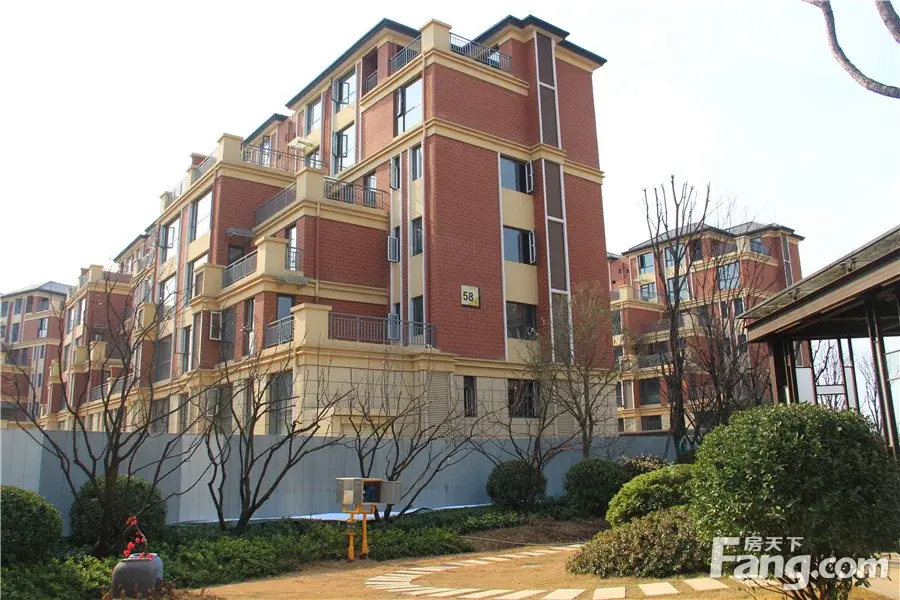 中电银河湾在售四栋洋房工程进度