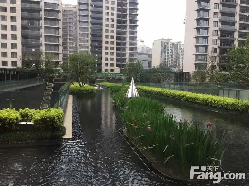 东外滩板块目前最高端楼盘——保利.翡丽甲第