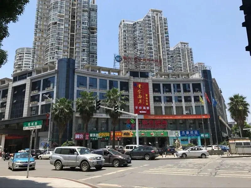 【准点购】二环内浏阳河畔 恒大带装修现房房首付10万起 【准点购】二环内浏阳河畔 恒大带装修现房房首付10万起