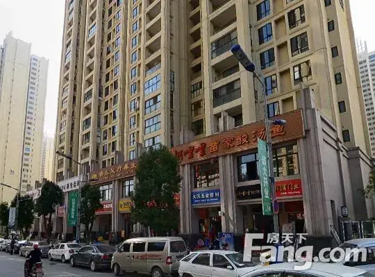 热爆了!路过美的林城时代顺手拍了几张,配套基本完善咯~