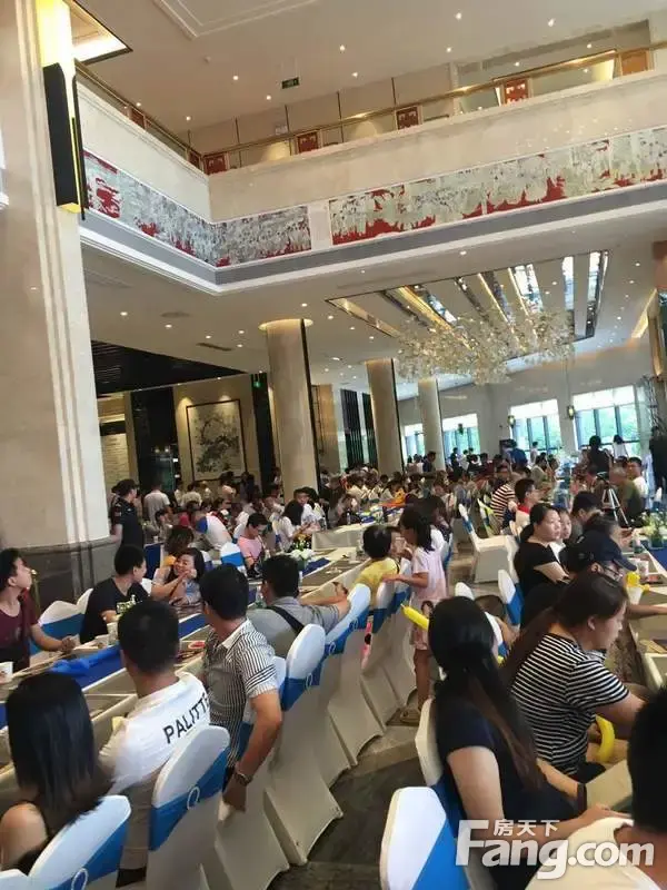 缘聚国韵,邻里同悦--荣佳国韵业主欢聚项目营销中心