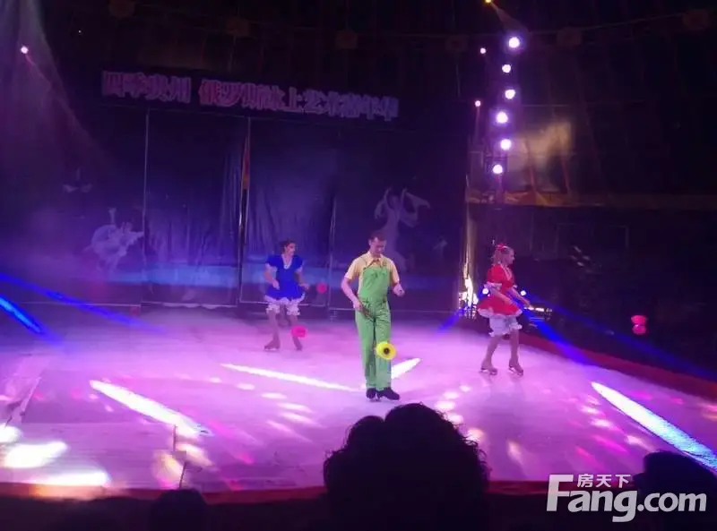 图集|俄罗斯美女帅哥的表演美得简直是不要不要的 图集|俄罗斯美女帅哥的表演美得简直是不要不要的