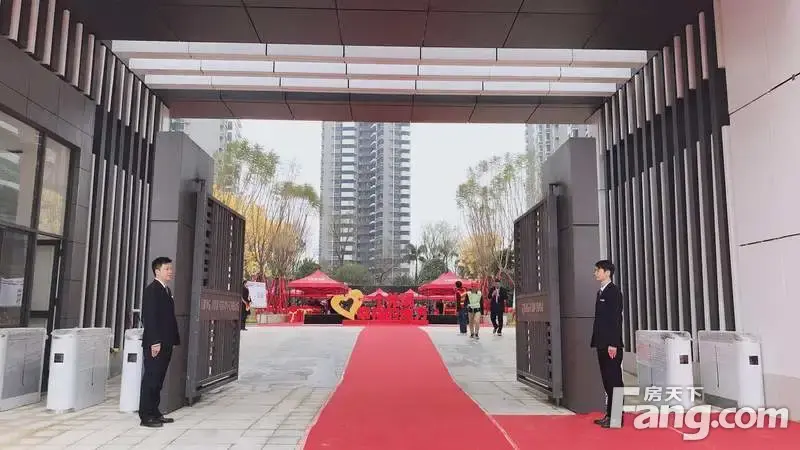 保利领秀前城一期青秀郡交房了