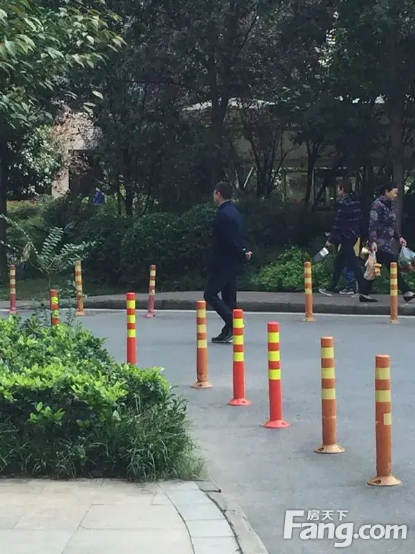 请输入帖子标题 字数上限40个汉字