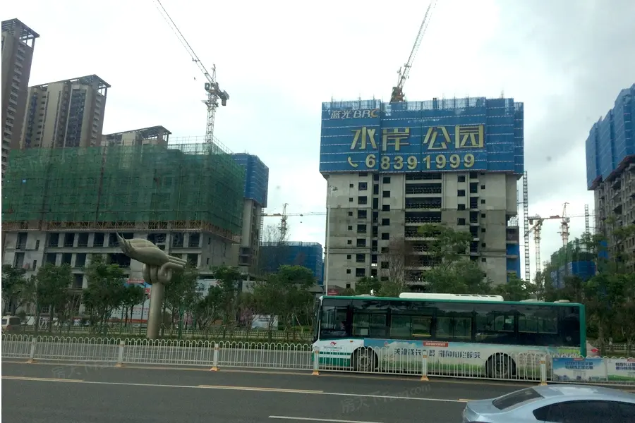 蓝光·水岸公园怎么样 好吗 蓝光·水岸公园楼盘详情