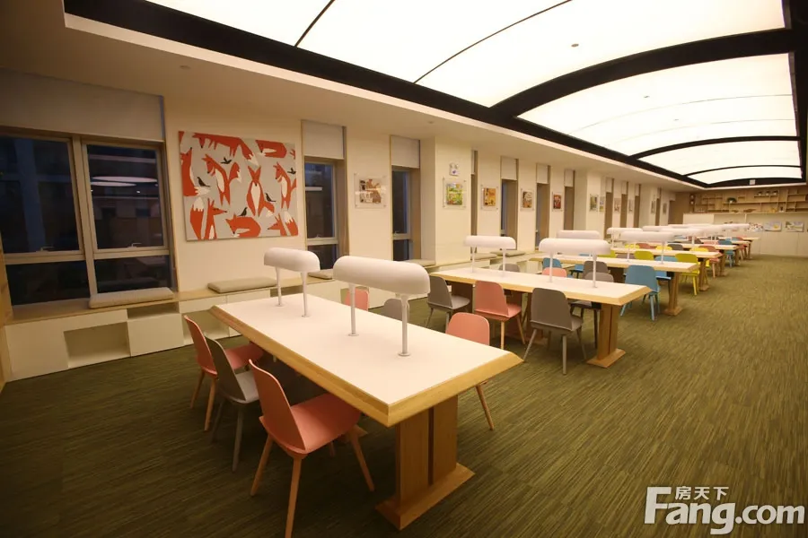 江山万里4室2厅2卫南朝向21000.00元/月出租