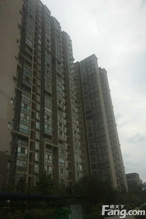 城市之心(新都)2室2厅1卫东南朝向1500.00元/月出租