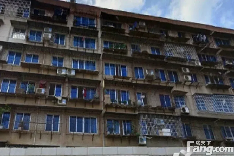 华锡215地质队小区2室1厅1卫南北朝向1200.00元/月出租