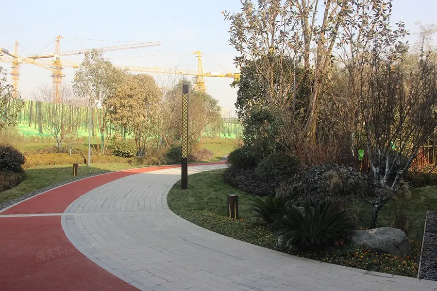 实景图:售楼部实景图