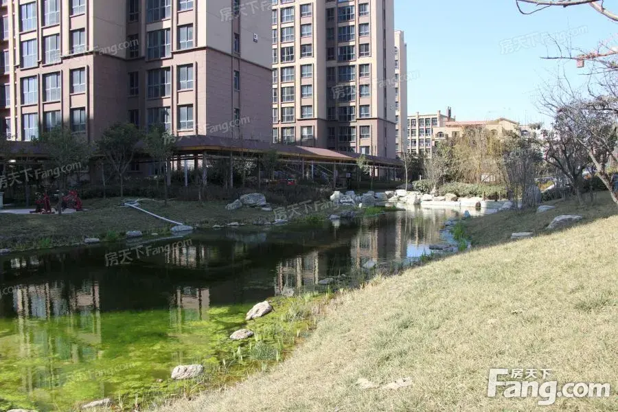 楼盘地址:鄠邑区(户县)涝河畔南山下渼陂湖度假区东侧.