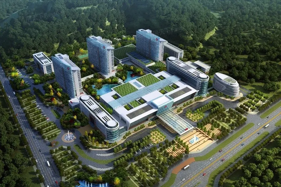 :向西约8公里市一院