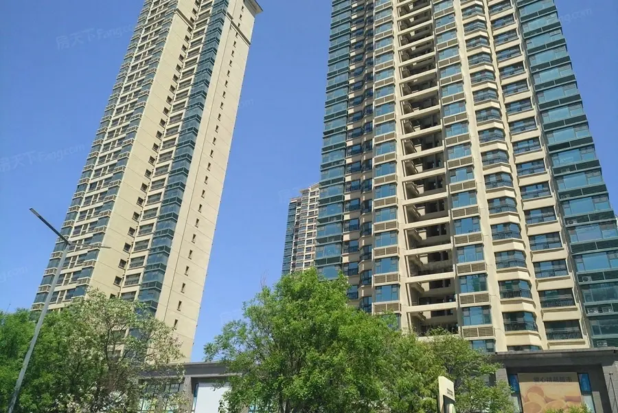 恒大翡翠华庭高层住宅房源均价7100元㎡