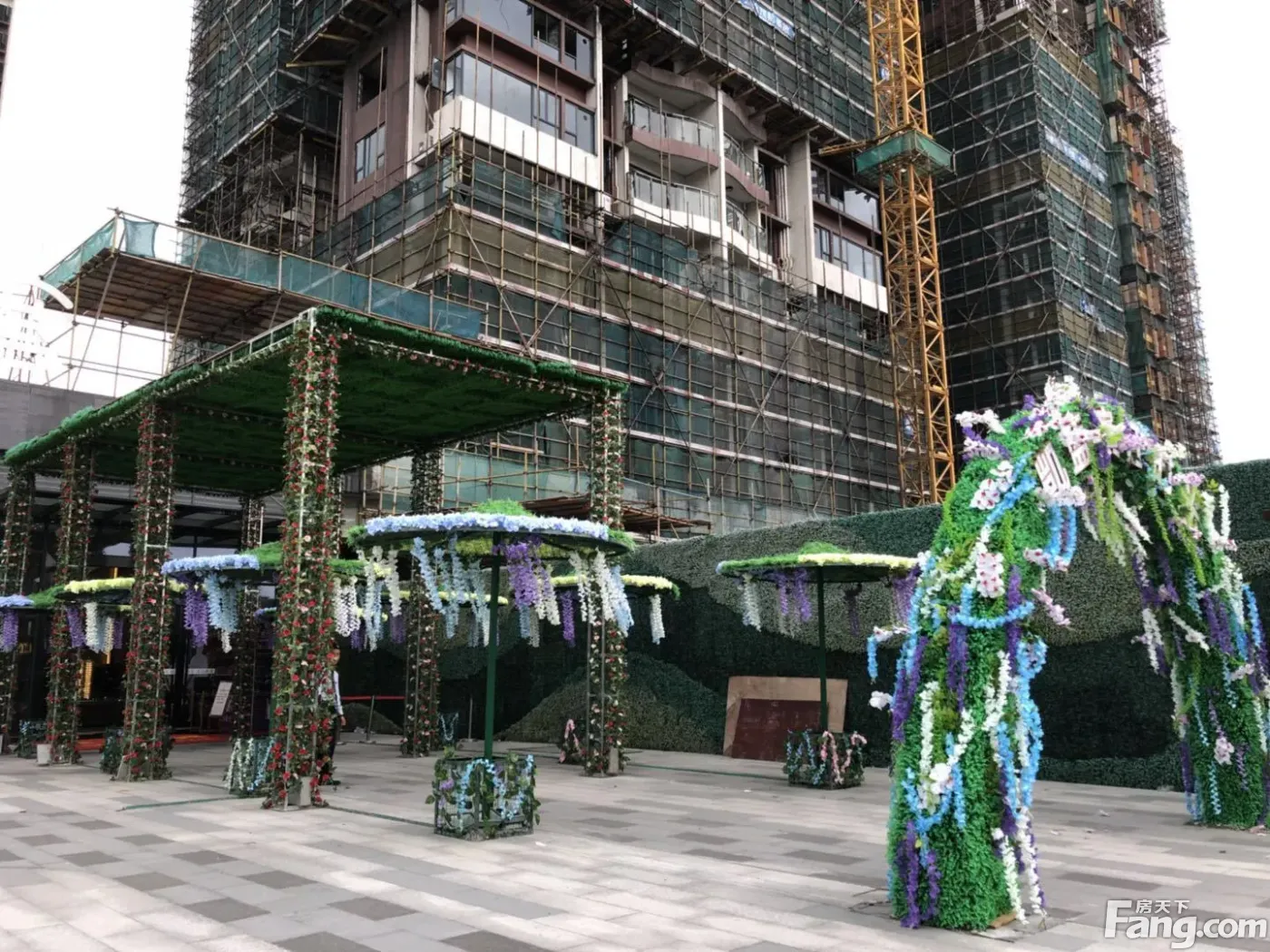 凯蓝滨江时光3室2厅2卫南朝向1000.00元/月出租