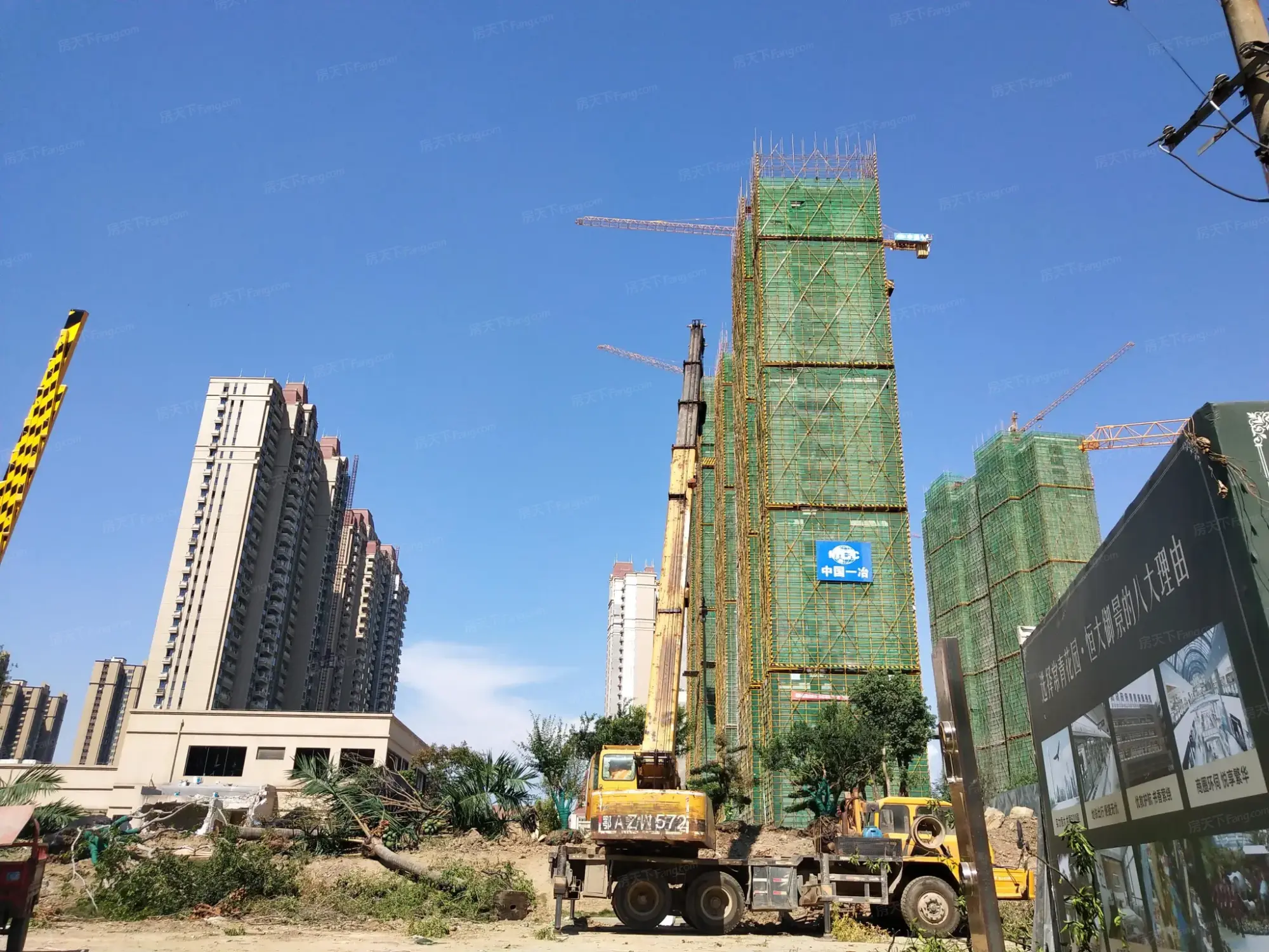常青花园恒大御景位于武汉市东西湖区金银潭大道与机场二通道交汇处.