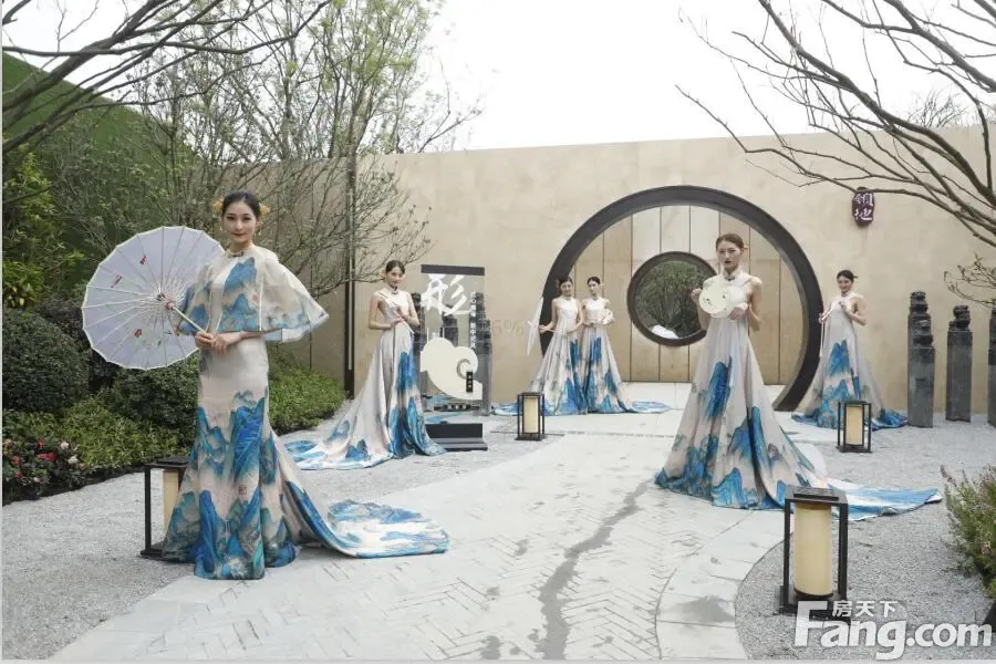 领地金科蘭台府3室2厅2卫东南朝向3600.00元/月出租