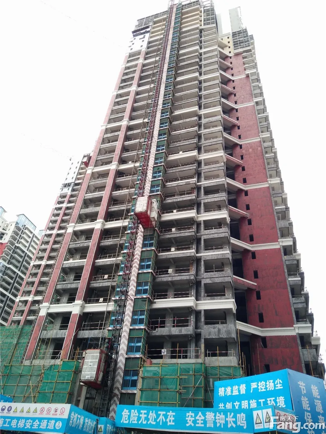 麓府3室2厅2卫东南朝向2600.00元/月出租