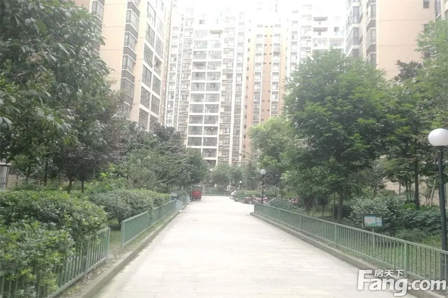 清河庭苑2室1厅1卫东朝向1600.00元/月出租