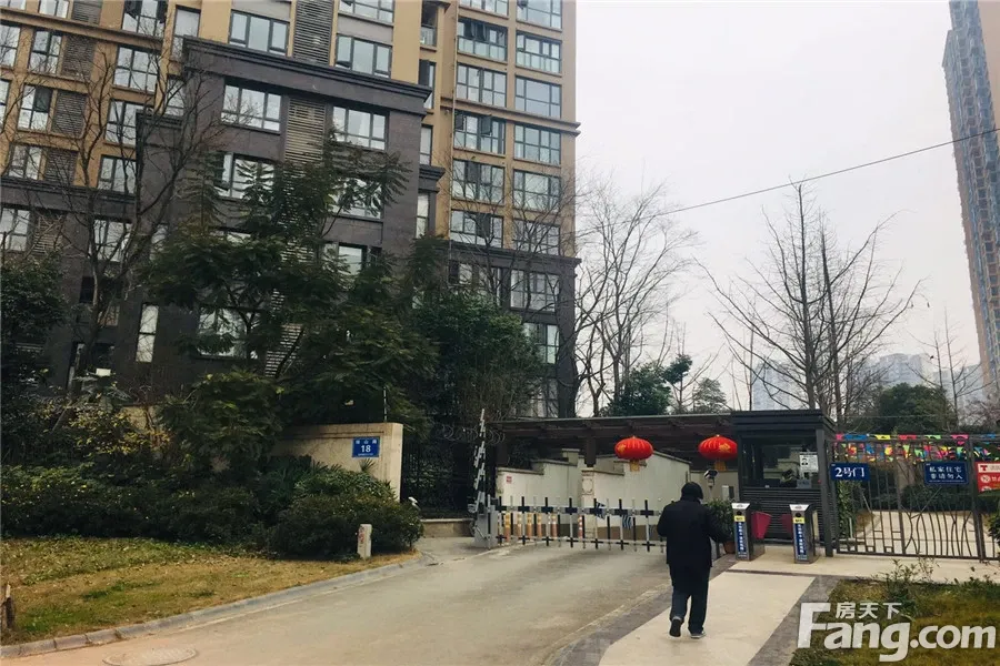 明信鹭湾1室1卫东朝向1600.00元/月出租