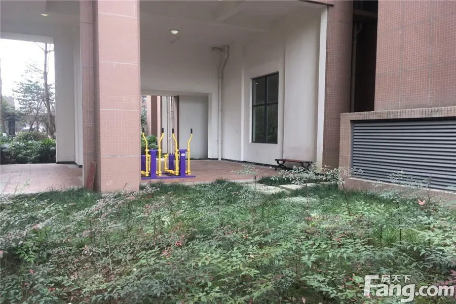 交大归谷建设派2室1厅1卫东北朝向2500.00元/月出租