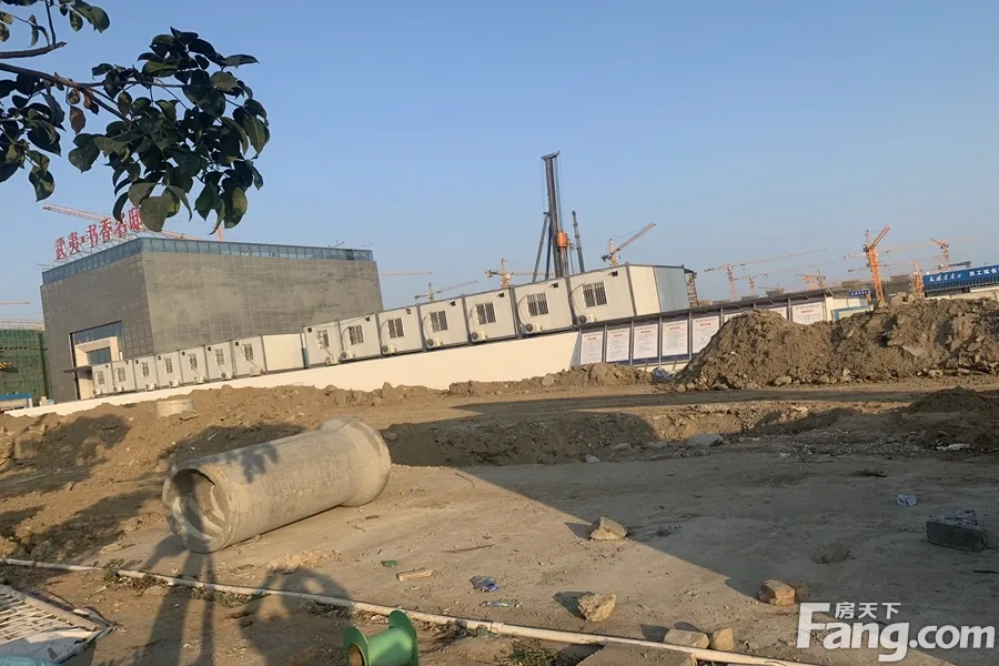 武夷书香名邸3室2厅2卫东南朝向2200.00元/月出租