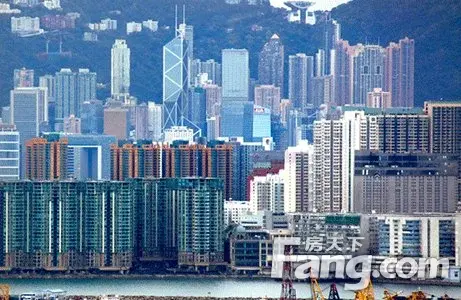 香港房产信息:公私营落实调至七三比 建屋目标45万伙