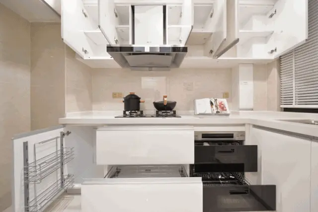 橱柜 厨房 家居 设计 装修 640_427 gif 动态图 动图