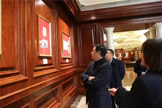 招商银行原行长马蔚华一行参观甘肃天庆博物馆