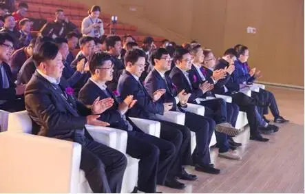 洞悉年轻人需求 万和燃气热水器持续升级带来美好生活