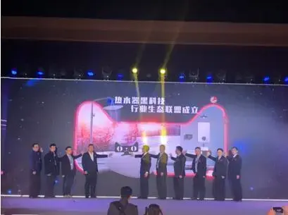 洞悉年轻人需求 万和燃气热水器持续升级带来美好生活