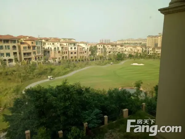 南山庆隆高尔夫别墅,地下室全采光,特价端户别