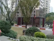 盘龙 精装两房 家具家电齐全 住家装修拎包入住
