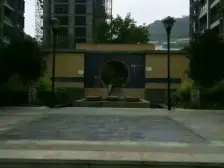 一梯两户洋房户型方正采光好车位充足