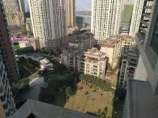 万象城商圈精装一房 业主诚心出售 朝小区中庭