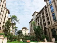 纯洋房小区,小区环境优美,近轻轨天街