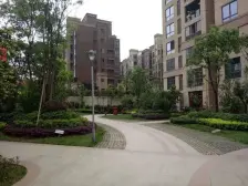 近西站 精装修 可拎包入住 户型方正