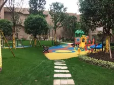 世茂一期精装两房,品质装修,居家安静,带车位出售