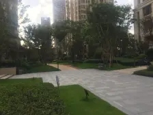 微电园地铁站龙湖清水小三房 楼层适中