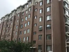 封闭小区中间楼层,光线视野好,诚心出售价格可谈