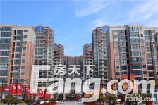 富山东城海岸 电梯房 毛坯三室两厅