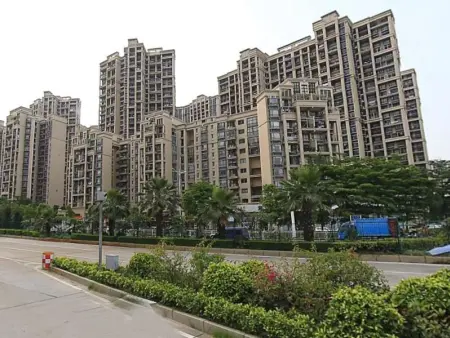 中海西岸华府三房出租家电全齐拎包入住豪华装修业主急租