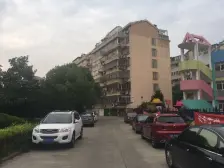 近地铁中医院,阳光好,户型方正,交通便利,带车库