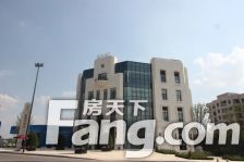 融创香璟台东苑一期 4室2厅 南