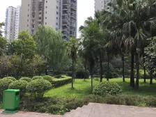 装修保养好,看房方便,业主诚心