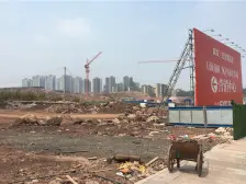 商圈旁,近轻轨,业主诚心出售。