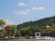 卧龙天香南园3-1-1-1 88.41m2 115.8 万