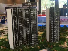 融创四房精装,对流户型,业主自住,满二税少,安静。