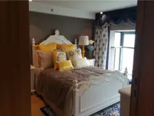 恒大江湾双拼毛坯别墅,带大花园,地上两层,地下一层