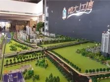 恒大江湾精装江景二房,小高层居住舒适可议