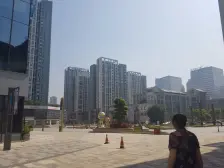 新跨越I33精装3房2卫,步行轻轨近,万达商场近